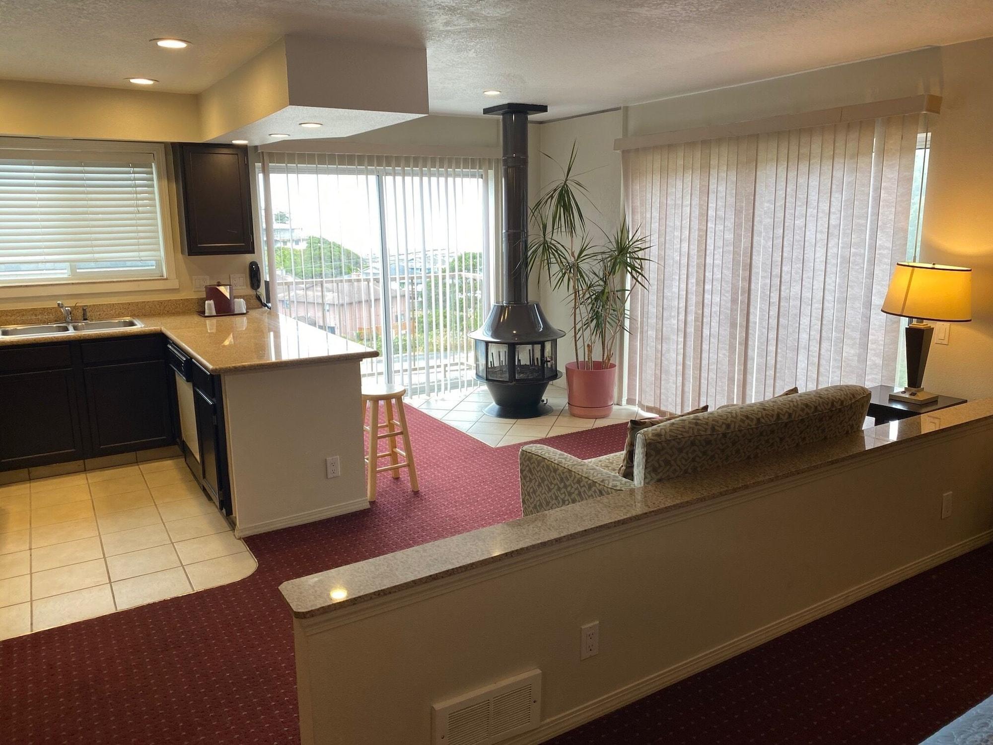 Days Inn By Wyndham Newport Or Exteriér fotografie
